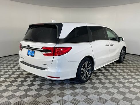 Used 2023 Honda Odyssey Touring image 14