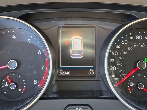 Used 2020 Volkswagen Tiguan SE w/ Panoramic Sunroof Package image 22