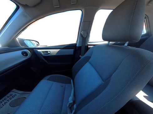 Used 2019 Toyota Corolla LE image 25