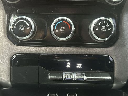 Used 2022 RAM 1500 Big Horn image 16