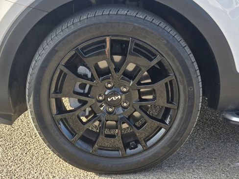 Used 2024 Kia Telluride SX Prestige image 10