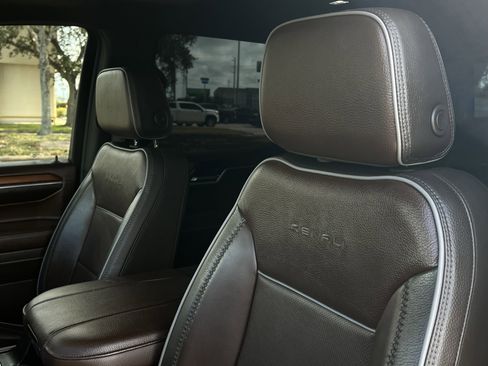 Used 2025 GMC Sierra 1500 Denali image 22