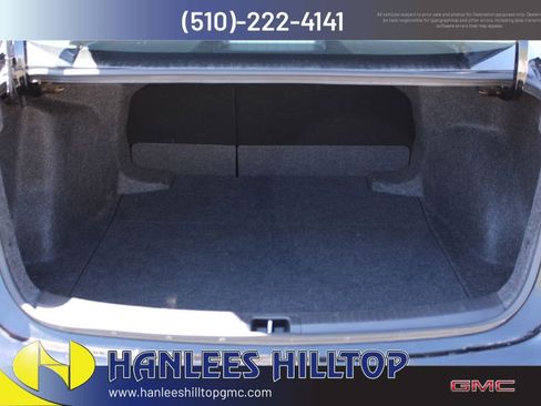 Used 2025 Toyota Corolla LE FWD image 10