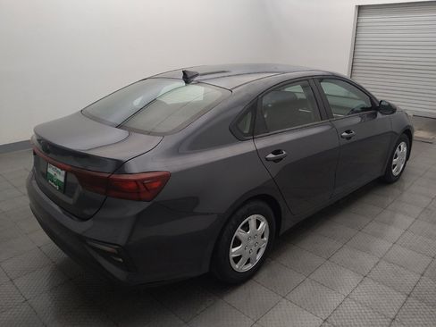Used 2019 Kia Forte Sedan FWD image 9
