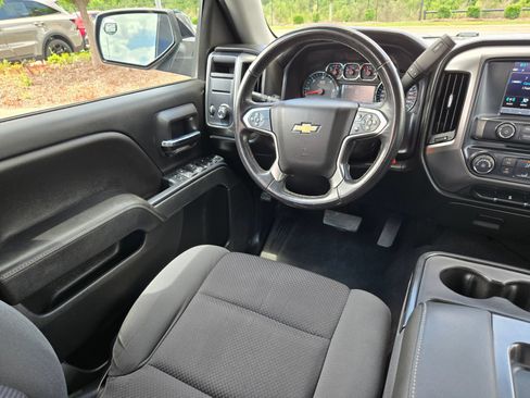 Used 2019 Chevrolet Silverado 1500 LT RWD image 9