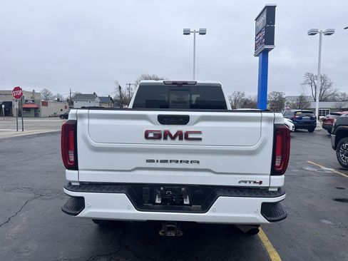 Used 2022 GMC Sierra 2500 AT4 w/ AT4 Premium Plus Package image 7