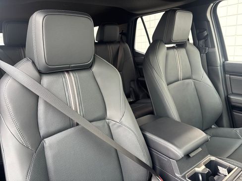 New 2026 Toyota 4Runner Limited image 18