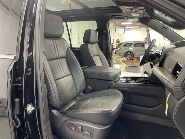 New 2026 Chevrolet Tahoe High Country w/ Sun And Tow Package AWD/4WD image 27