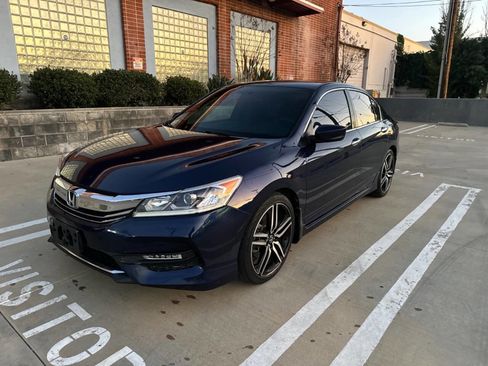 Used 2017 Honda Accord Sport Special Edition image 1