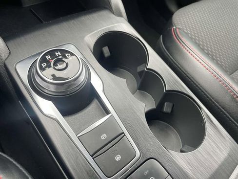 Used 2024 Ford Escape ST-Line image 28