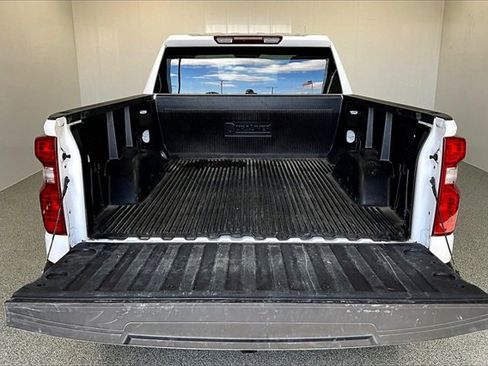 Used 2025 Chevrolet Silverado 1500 LT image 7