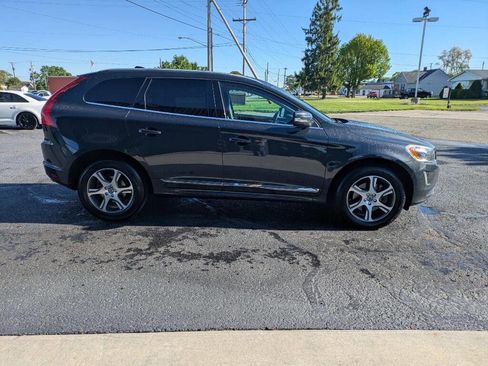 Used 2015 Volvo XC60 T6 Platinum w/ Protection Package FWD image 5