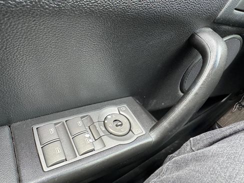 Used 2013 Chevrolet Caprice image 23