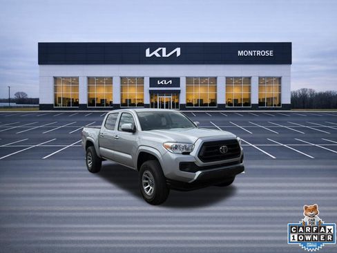 Used 2023 Toyota Tacoma SR AWD/4WD image 3