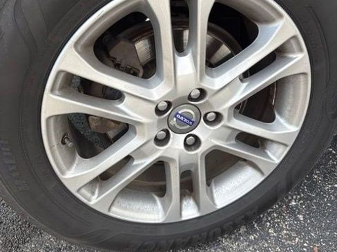 Used 2015 Volvo XC60 T5 w/ Proximity Package AWD/4WD image 8