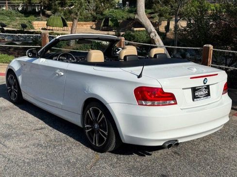 Used 2013 BMW 128i Convertible w/ Premium Pkg image 2
