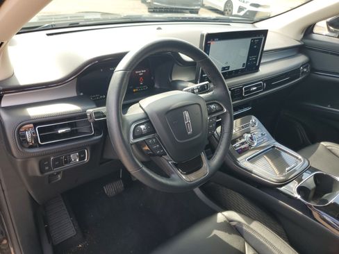 Used 2023 Lincoln Nautilus AWD w/ Premium Package image 13