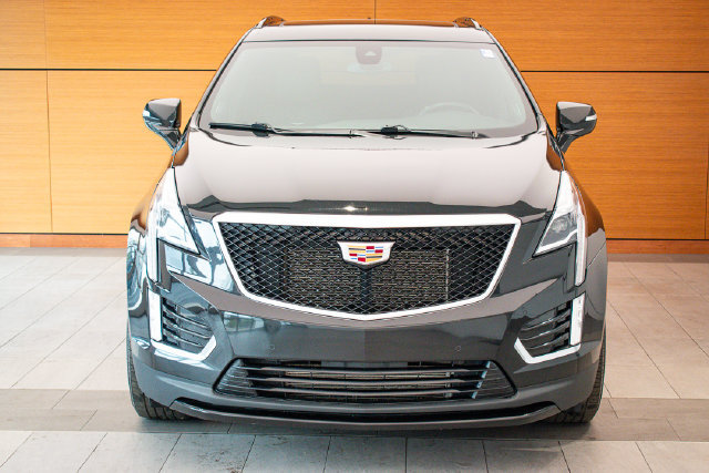 Used 2023 Cadillac XT5 Sportv AWD/4WD image 2