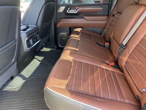 Used 2025 GMC Sierra 3500 Denali Ultimate image 22