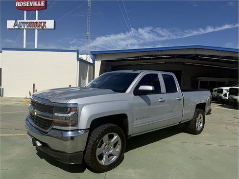 Used 2019 Chevrolet Silverado 1500 LT AWD/4WD image 2