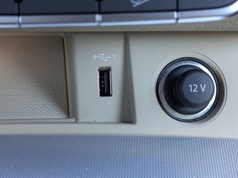 Used 2025 Audi Q5 2.0T Premium image 24