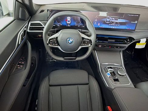 New 2026 BMW i4 eDrive40 w/ Parking Assistance Package RWD image 23