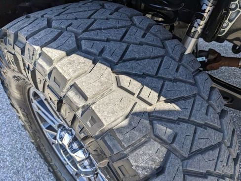 Used 2024 Ford F250 Limited w/ FX4 Off-Road Package image 36