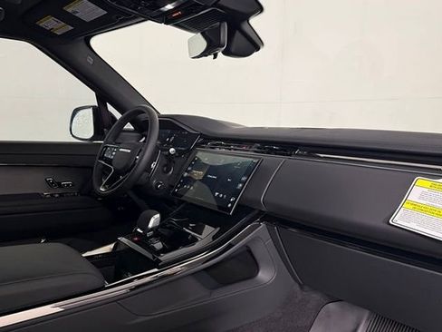 New 2026 Land Rover Range Rover Sport Dynamic SE AWD/4WD image 22