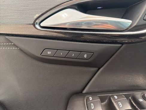 Certified 2022 Buick Envision Essence w/ Technology Package I FWD image 19