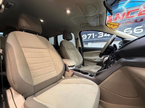 Used 2013 Ford Escape SE image 4