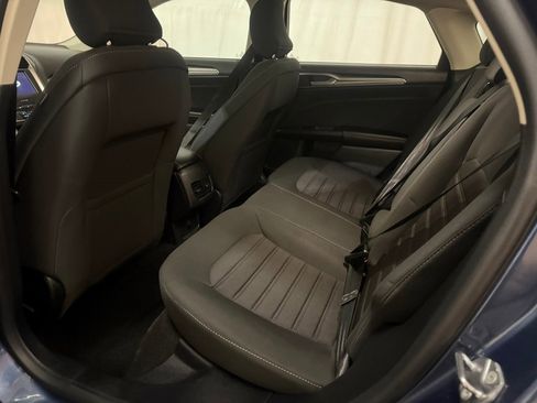Used 2019 Ford Fusion SE image 24