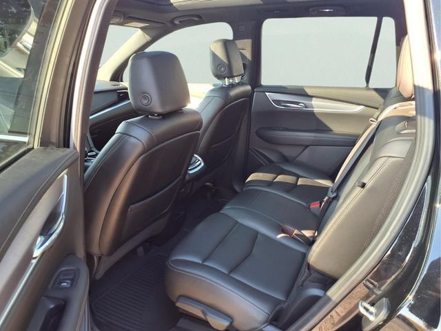Certified 2023 Cadillac XT6 Luxury AWD/4WD image 21