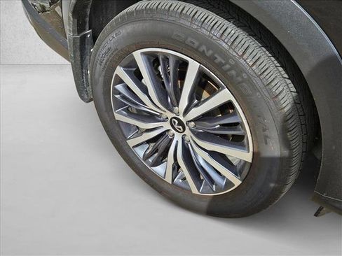 Used 2023 INFINITI QX60 Sensory w/ Vision Package image 8