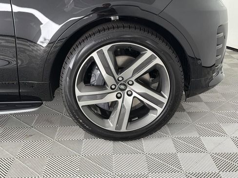 New 2026 Land Rover Discovery Limited Edition image 35