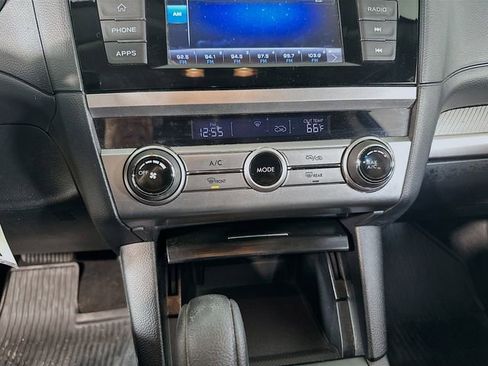 Used 2018 Subaru Outback 2.5i image 21