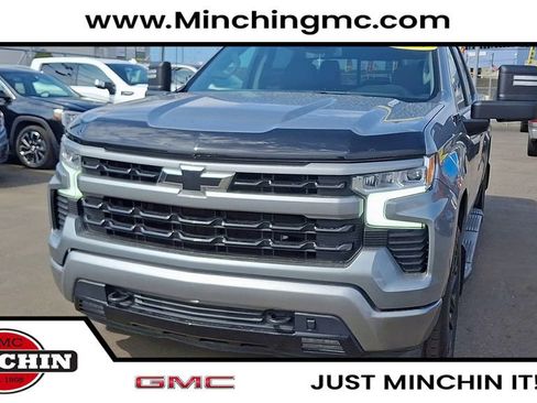 Used 2023 Chevrolet Silverado 1500 RST AWD/4WD image 4