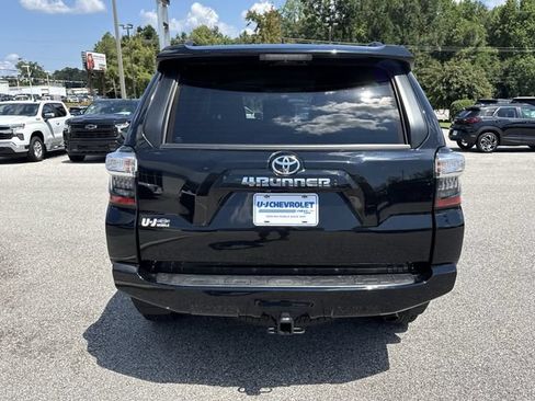 Used 2024 Toyota 4Runner SR5 RWD image 4