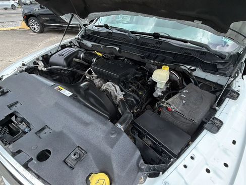 Used 2013 RAM 1500 Classic SLT w/ Premium Display Pkg RWD image 19