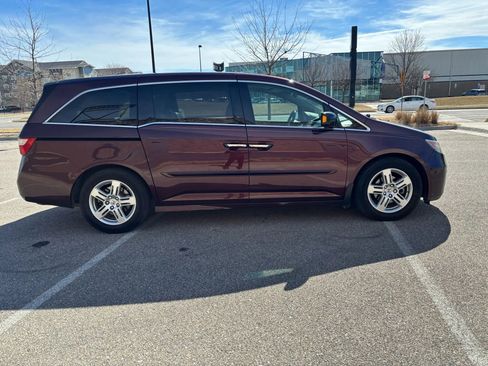 Used 2012 Honda Odyssey Touring Elite image 8
