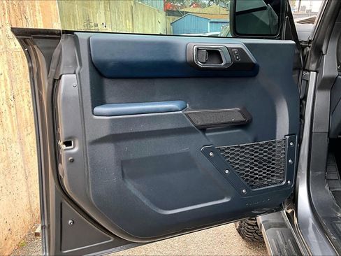 Used 2024 Ford Bronco Outer Banks image 22