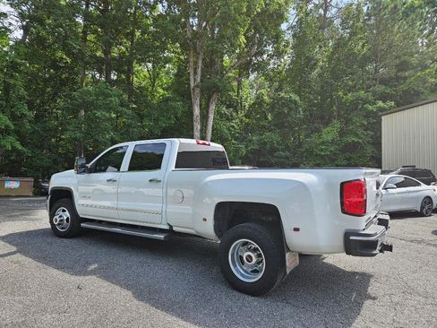 Used 2017 GMC Sierra 3500 SLT w/ Duramax Plus Package image 3