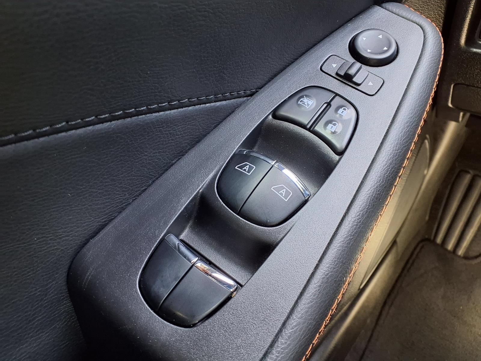 Used 2021 Nissan Maxima SR w/ Sport Mat Group FWD image 23