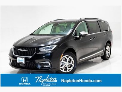 Used 2021 Chrysler Pacifica Limited w/ Premium & Safety Sphere Group