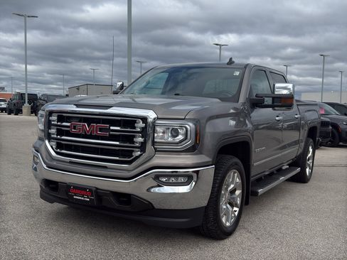 Used 2017 GMC Sierra 1500 SLT w/ SLT Premium Package AWD/4WD image 2