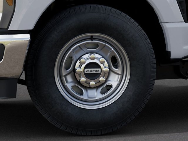 New 2027 Ford F250 XL w/ XL Chrome Package RWD image 18