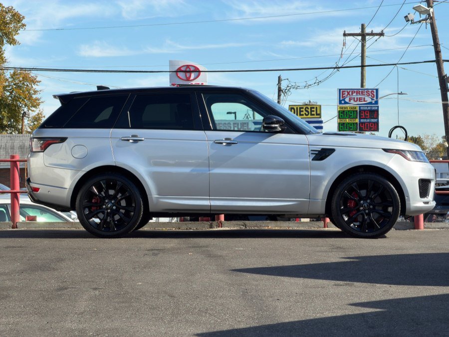 Used 2021 Land Rover Range Rover Sport HST AWD/4WD image 4