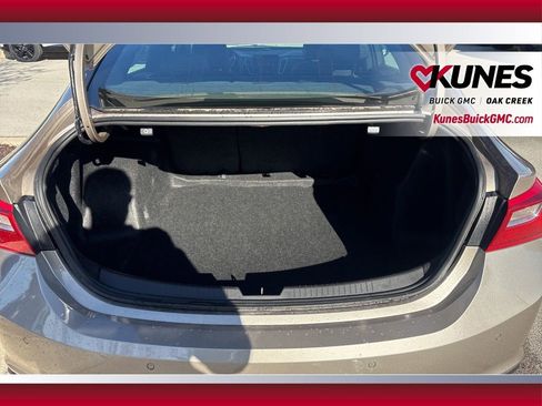 Used 2024 Chevrolet Malibu LT image 7