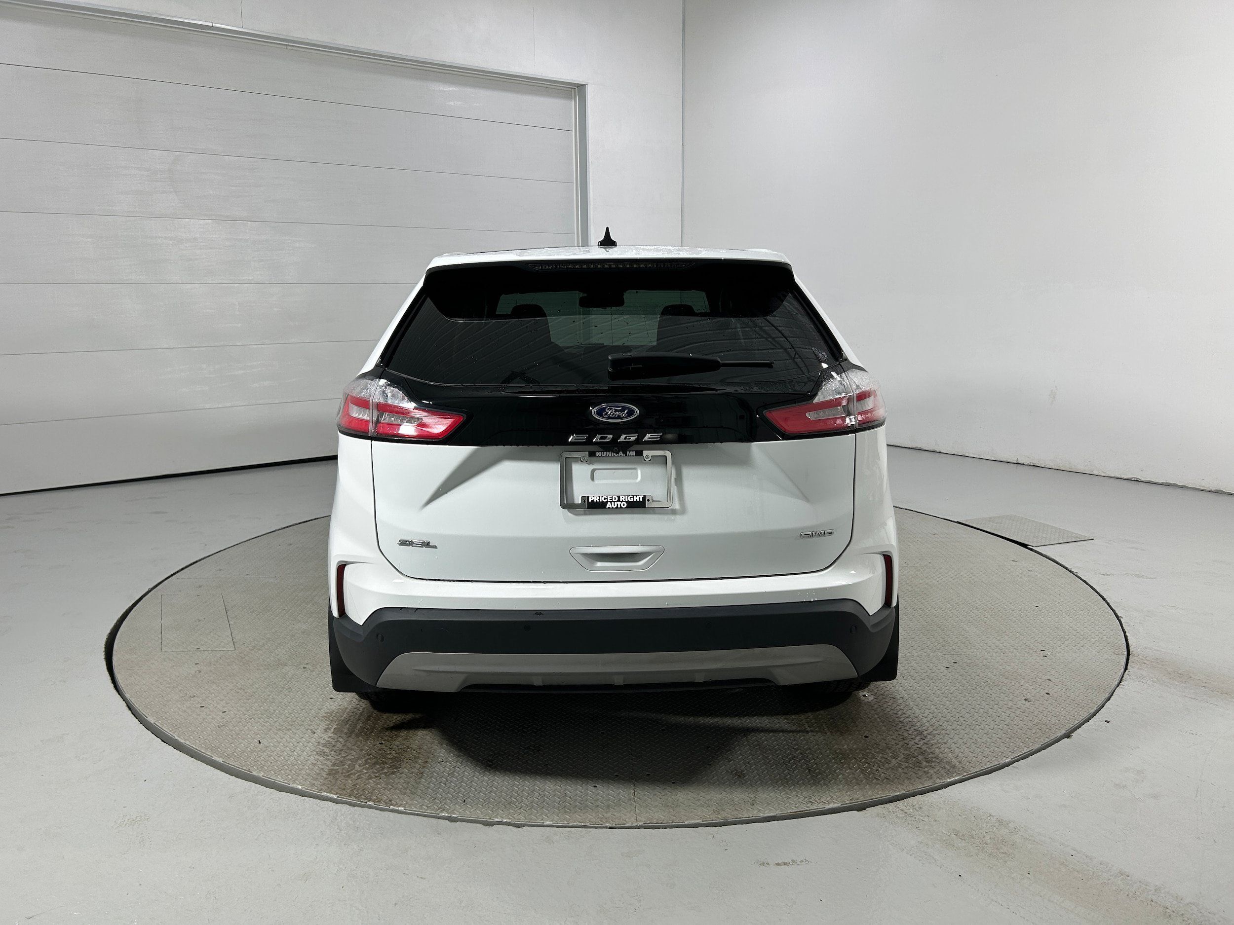 Used 2021 Ford Edge SEL w/ Convenience Package AWD/4WD image 29