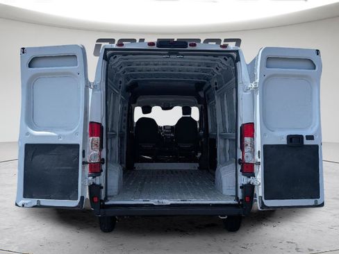 Used 2023 RAM ProMaster 2500 FWD image 17