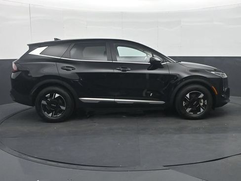 Used 2026 Kia Sportage LX FWD image 8